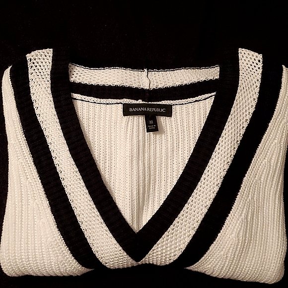 Banana Republic sweater - Picture 6 of 6